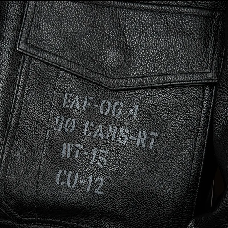Men’s Embroidery Motorcycle Jackets with Big Pockets / Zippers Genuine Leather Jackets