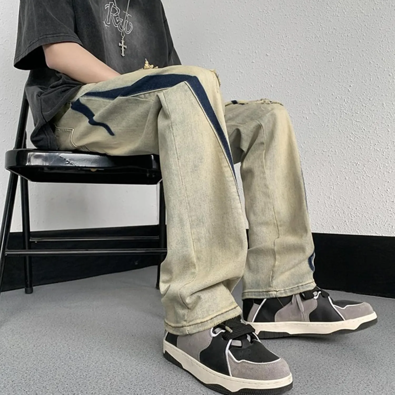 Men's Ripped Distressed Design Regular Fit Jeans Casual Loose Jeans