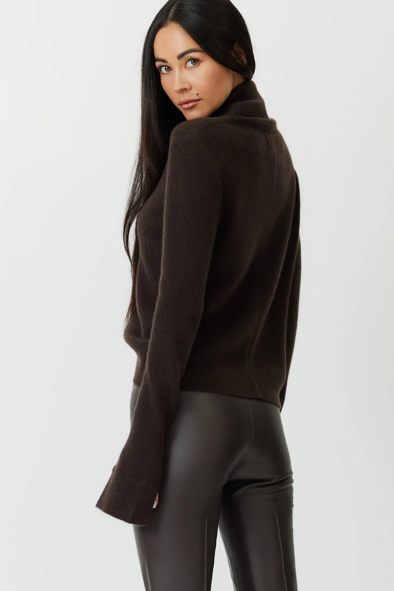 The Leslie Espresso Turtle Neck Cashmere Sweater